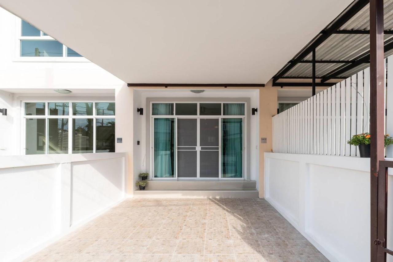 Modern Townhome At The Old City Τσιάνγκ Μάι Εξωτερικό φωτογραφία